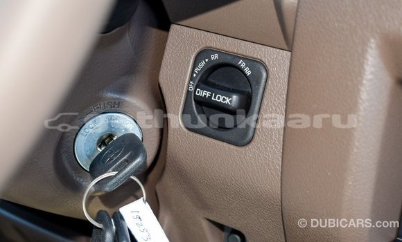 Buy Import Toyota Land Cruiser Beige Car in Import - Dubai in Baa Buy Import Toyota Land Cruiser Beige Car in Import - Dubai in Baa