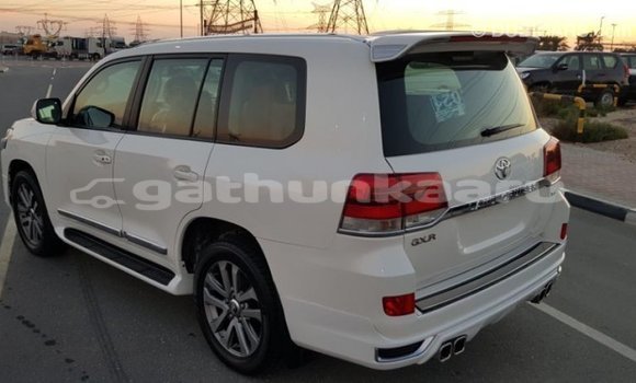 Buy Import Toyota Land Cruiser White Car in Import - Dubai in Baa Buy Import Toyota Land Cruiser White Car in Import - Dubai in Baa