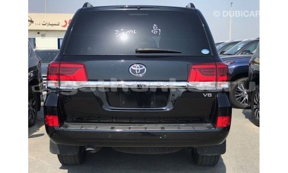 Buy Import Toyota Land Cruiser Black Car in Import - Dubai in Baa Buy Import Toyota Land Cruiser Black Car in Import - Dubai in Baa
