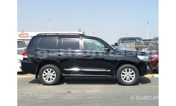 Buy Import Toyota Land Cruiser Black Car in Import - Dubai in Baa Buy Import Toyota Land Cruiser Black Car in Import - Dubai in Baa
