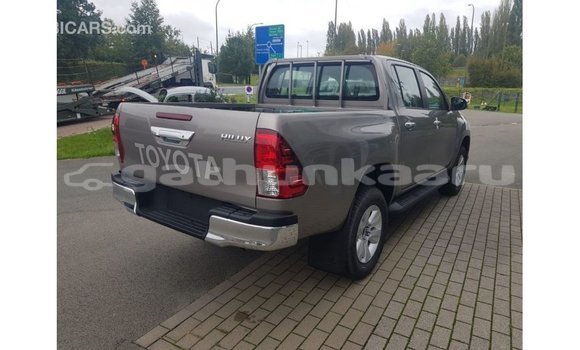 Buy Import Toyota Hilux Other Car in Import - Dubai in Baa Buy Import Toyota Hilux Other Car in Import - Dubai in Baa