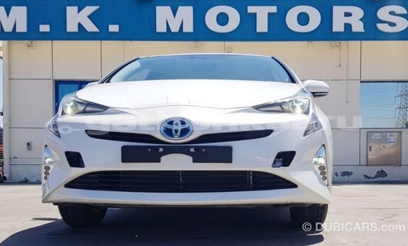 Buy Import Toyota Prius White Car in Import - Dubai in Baa Buy Import Toyota Prius White Car in Import - Dubai in Baa
