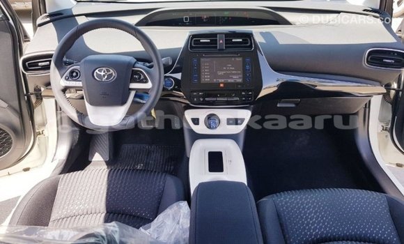 Buy Import Toyota Prius White Car in Import - Dubai in Baa Buy Import Toyota Prius White Car in Import - Dubai in Baa