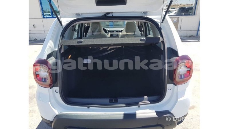 Big with watermark renault 19 baa import dubai 2911