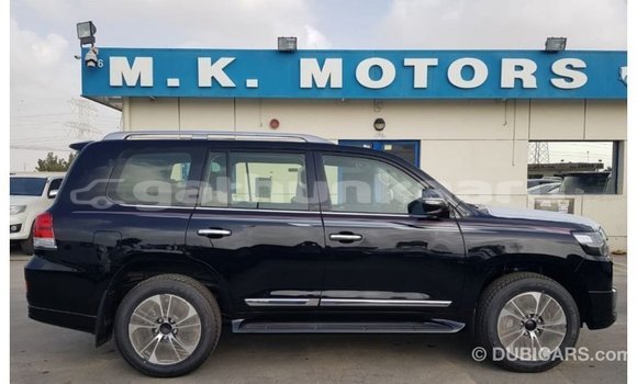 Buy Import Toyota Land Cruiser Black Car in Import - Dubai in Baa Buy Import Toyota Land Cruiser Black Car in Import - Dubai in Baa