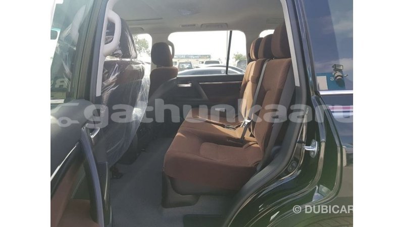 Big with watermark toyota land cruiser baa import dubai 2913