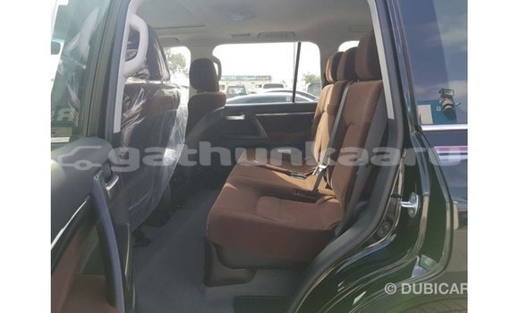 Buy Import Toyota Land Cruiser Black Car in Import - Dubai in Baa Buy Import Toyota Land Cruiser Black Car in Import - Dubai in Baa
