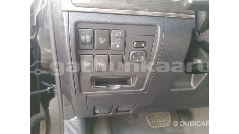 Big with watermark toyota land cruiser baa import dubai 2913