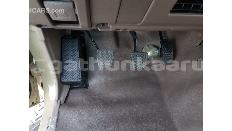 Big with watermark toyota land cruiser baa import dubai 2915