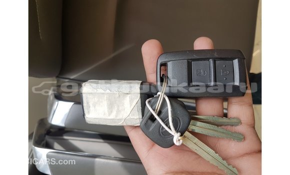 Buy Import Toyota Land Cruiser Beige Car in Import - Dubai in Baa Buy Import Toyota Land Cruiser Beige Car in Import - Dubai in Baa