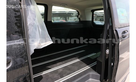 Buy Import Mercedes-Benz 250 Black Car in Import - Dubai in Baa Buy Import Mercedes-Benz 250 Black Car in Import - Dubai in Baa