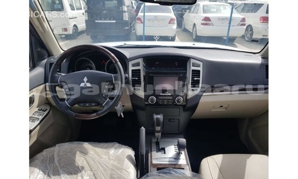 Buy Import Mitsubishi Pajero Red Car in Import - Dubai in Baa Buy Import Mitsubishi Pajero Red Car in Import - Dubai in Baa