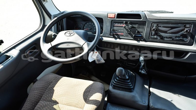 Big with watermark toyota coaster baa import dubai 2944