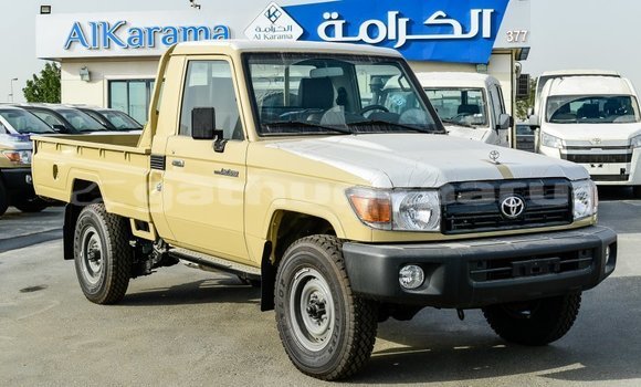 Buy Import Toyota Land Cruiser Beige Car in Import - Dubai in Baa Buy Import Toyota Land Cruiser Beige Car in Import - Dubai in Baa