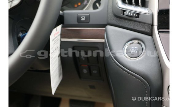 Buy Import Toyota Land Cruiser White Car in Import - Dubai in Baa Buy Import Toyota Land Cruiser White Car in Import - Dubai in Baa