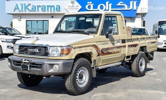 Buy Import Toyota Land Cruiser Beige Car in Import - Dubai in Baa Buy Import Toyota Land Cruiser Beige Car in Import - Dubai in Baa