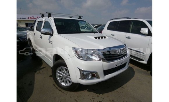 Buy Import Toyota Hilux White Car in Import - Dubai in Baa Buy Import Toyota Hilux White Car in Import - Dubai in Baa