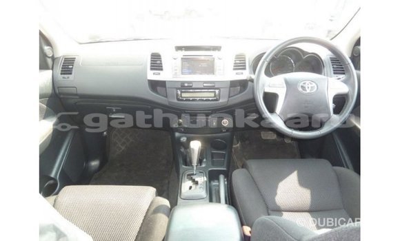 Buy Import Toyota Hilux White Car in Import - Dubai in Baa Buy Import Toyota Hilux White Car in Import - Dubai in Baa