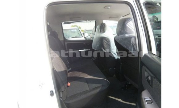 Buy Import Toyota Hilux White Car in Import - Dubai in Baa Buy Import Toyota Hilux White Car in Import - Dubai in Baa