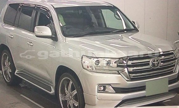 Buy Import Toyota Land Cruiser Other Car in Import - Dubai in Baa Buy Import Toyota Land Cruiser Other Car in Import - Dubai in Baa