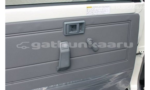 Buy Import Toyota Land Cruiser White Car in Import - Dubai in Baa Buy Import Toyota Land Cruiser White Car in Import - Dubai in Baa