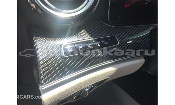 Buy Import Mercedes-Benz 190 Other Car in Import - Dubai in Baa Buy Import Mercedes-Benz 190 Other Car in Import - Dubai in Baa