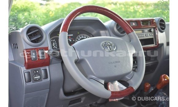 Buy Import Toyota Land Cruiser Other Car in Import - Dubai in Baa Buy Import Toyota Land Cruiser Other Car in Import - Dubai in Baa