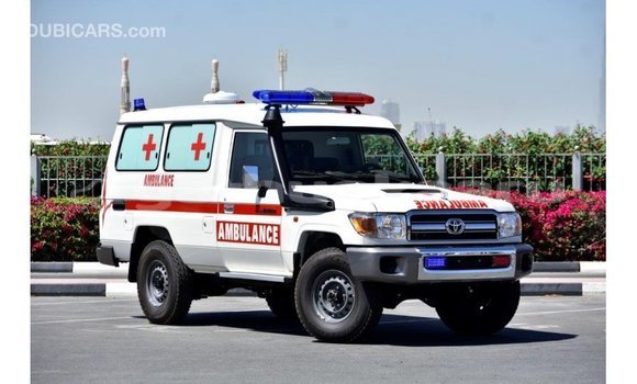 Buy Import Toyota Land Cruiser White Car in Import - Dubai in Baa Buy Import Toyota Land Cruiser White Car in Import - Dubai in Baa