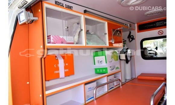 Buy Import Toyota Land Cruiser White Car in Import - Dubai in Baa Buy Import Toyota Land Cruiser White Car in Import - Dubai in Baa