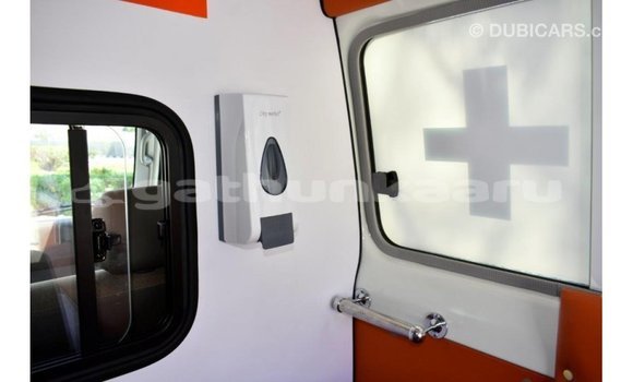 Buy Import Toyota Land Cruiser White Car in Import - Dubai in Baa Buy Import Toyota Land Cruiser White Car in Import - Dubai in Baa