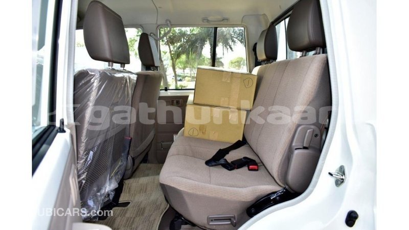 Big with watermark toyota land cruiser baa import dubai 3031