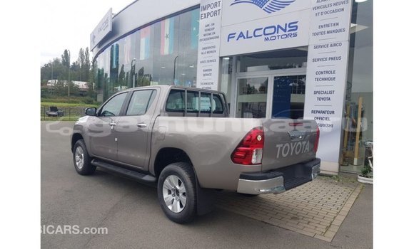 Buy Import Toyota Hilux Other Car in Import - Dubai in Baa Buy Import Toyota Hilux Other Car in Import - Dubai in Baa