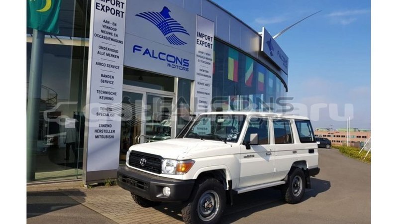 Big with watermark toyota land cruiser baa import dubai 3034