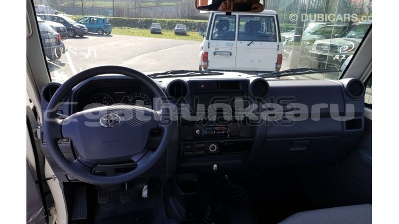 Big with watermark toyota land cruiser baa import dubai 3034