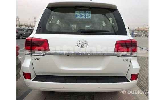 Buy Import Toyota Land Cruiser White Car in Import - Dubai in Baa Buy Import Toyota Land Cruiser White Car in Import - Dubai in Baa