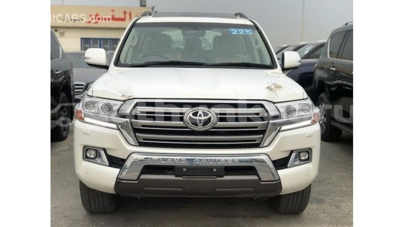 Big with watermark toyota land cruiser baa import dubai 3036