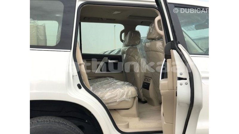 Big with watermark toyota land cruiser baa import dubai 3036