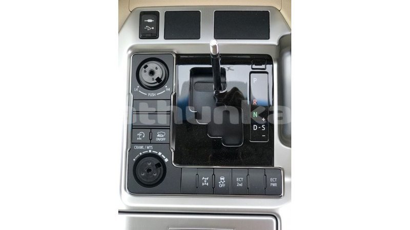 Big with watermark toyota land cruiser baa import dubai 3036