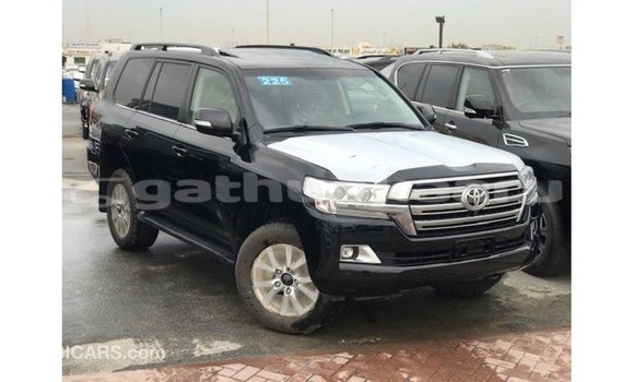Buy Import Toyota Land Cruiser Black Car in Import - Dubai in Baa Buy Import Toyota Land Cruiser Black Car in Import - Dubai in Baa