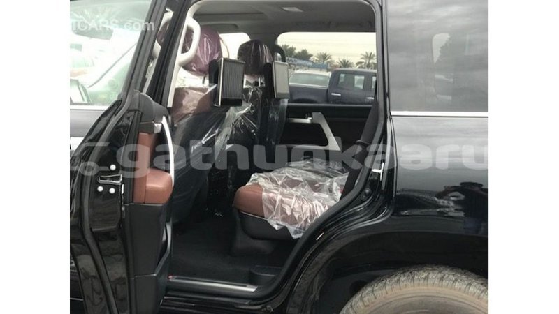 Big with watermark toyota land cruiser baa import dubai 3037