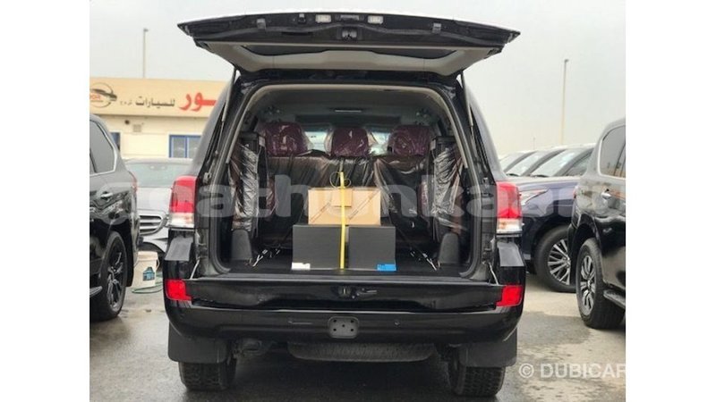 Big with watermark toyota land cruiser baa import dubai 3037