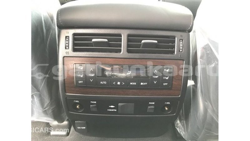 Big with watermark toyota land cruiser baa import dubai 3037