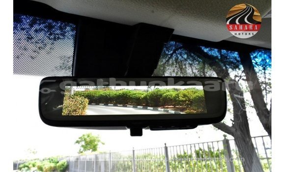 Buy Import Toyota Granvia White Car in Import - Dubai in Baa Buy Import Toyota Granvia White Car in Import - Dubai in Baa