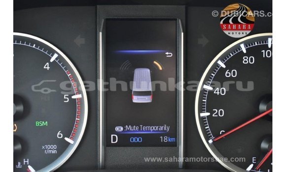 Buy Import Toyota Granvia White Car in Import - Dubai in Baa Buy Import Toyota Granvia White Car in Import - Dubai in Baa