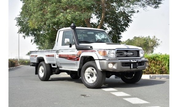 Buy Import Toyota Land Cruiser Other Car in Import - Dubai in Baa Buy Import Toyota Land Cruiser Other Car in Import - Dubai in Baa