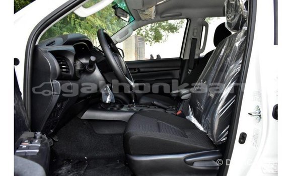 Buy Import Toyota Hilux White Car in Import - Dubai in Baa Buy Import Toyota Hilux White Car in Import - Dubai in Baa