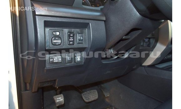 Buy Import Toyota Tundra White Car in Import - Dubai in Baa Buy Import Toyota Tundra White Car in Import - Dubai in Baa