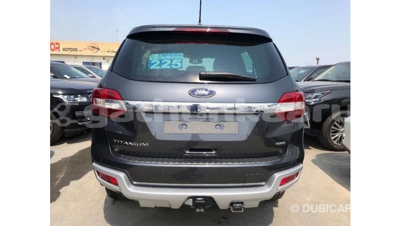 Big with watermark ford ranger baa import dubai 3055