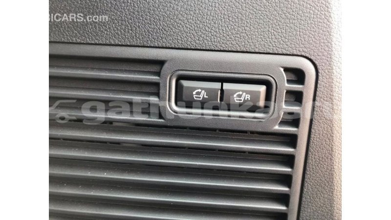 Big with watermark ford ranger baa import dubai 3055