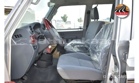 Buy Import Toyota Land Cruiser Other Car in Import - Dubai in Baa Buy Import Toyota Land Cruiser Other Car in Import - Dubai in Baa